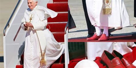 satira scarpe prada papa benedetto16|Le scarpe rosse di Papa Benedetto XVI: il ricordo in un dettaglio.